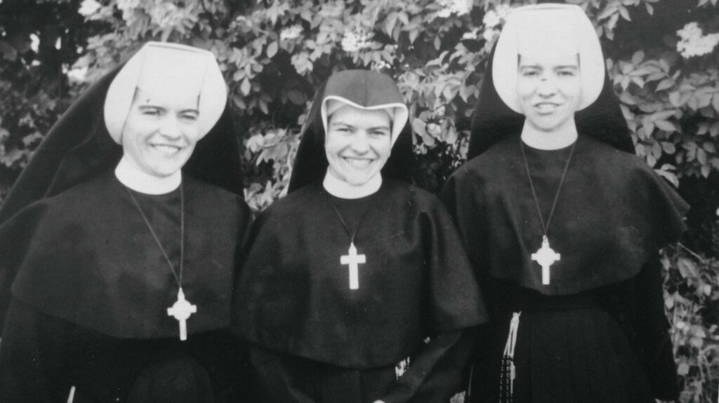 Irish Sisters Christen US Warship Bearing Name of Their Brother, Who Was Lauded for Heroism