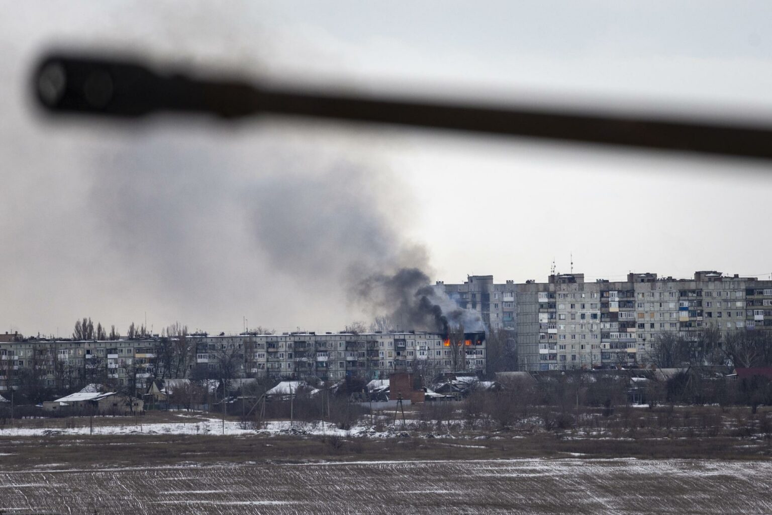 Ukraine Says It Struck an Oil Depot in Russia, as Moscow Claims New Gains in Donetsk Region