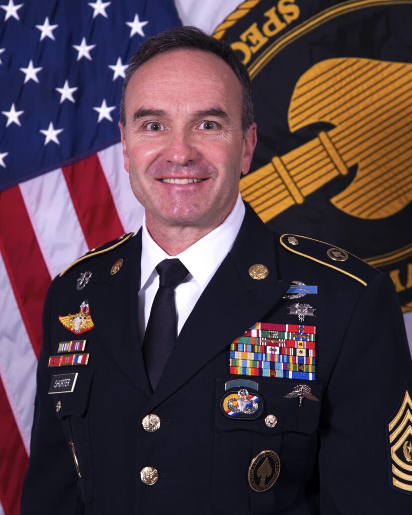 Senior enlisted leaders to share career lessons in Army writing push