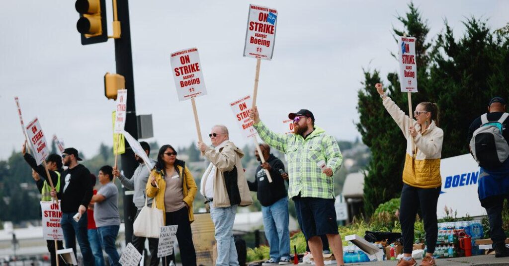 No End for Boeing Labor Strike as Workers Reject Latest Contract Proposal