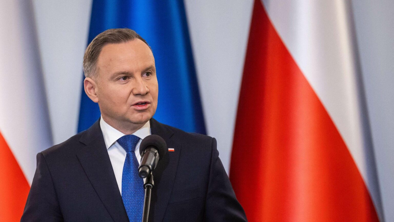 Polish president rules out sending brand new weapons to Ukraine