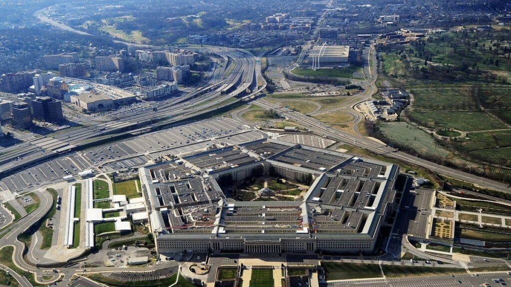 Pentagon Strikes ISIS Camps, Halts Regrouping