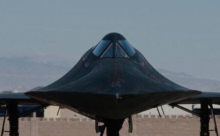 Why the SR-71 Blackbird Shouldn’t Have Worked—But Did