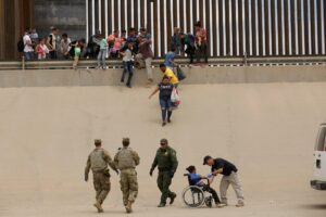 Mexico Deploys the First of 10,000 National Guard Troops to US Border After Trump’s Tariff Threat