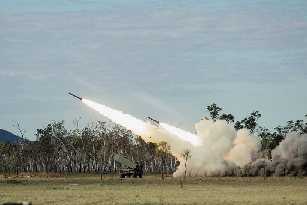 The Australian and New Zealand Militaries Are Monitoring 3 Chinese Warships Off Australia